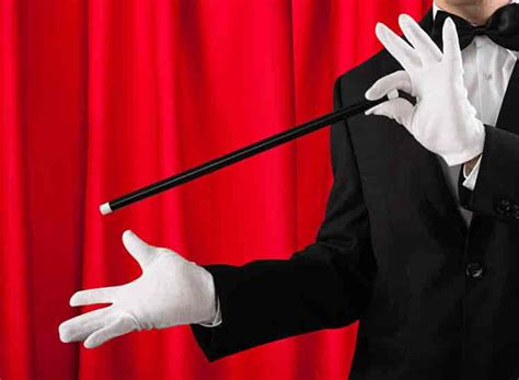 Magic Tricks for All Ages: Fun and Interactive Performances for Kids, Teens, and Adults